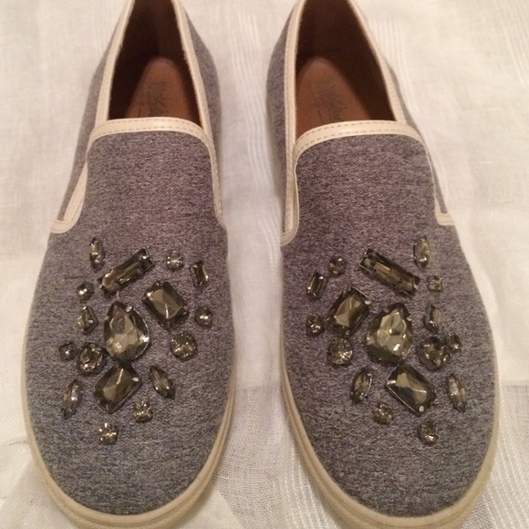 Jeweled sneakers - Picture 3 of 5